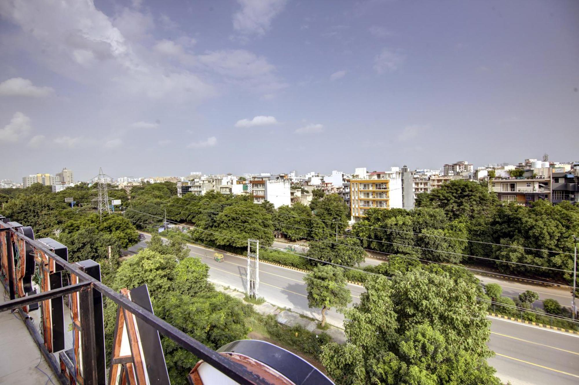 Saltstayz Select - Unitech Cyber Park Gurgaon Exteriör bild